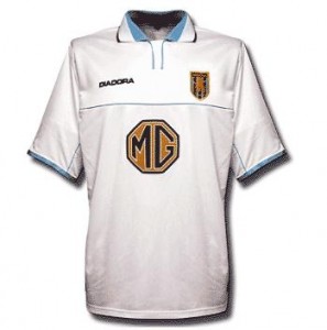 Aston-Villa-trøje-ude-2002-2004